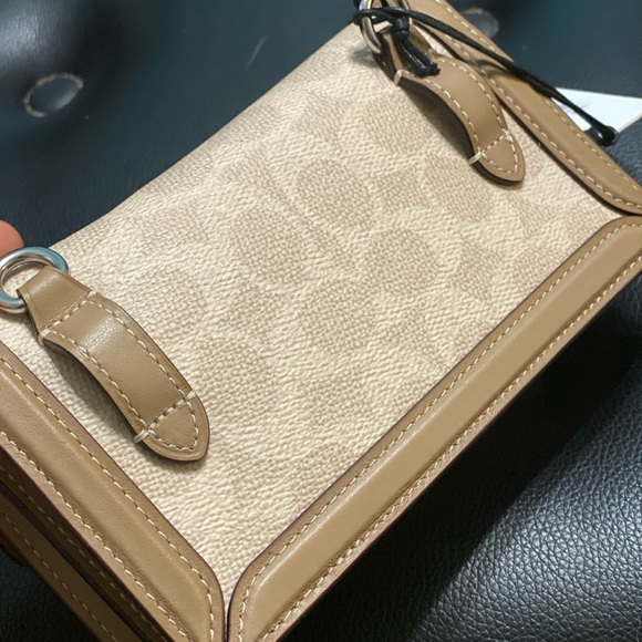 Coach Riley Convertible Belt Bag - Picture 3 of 10